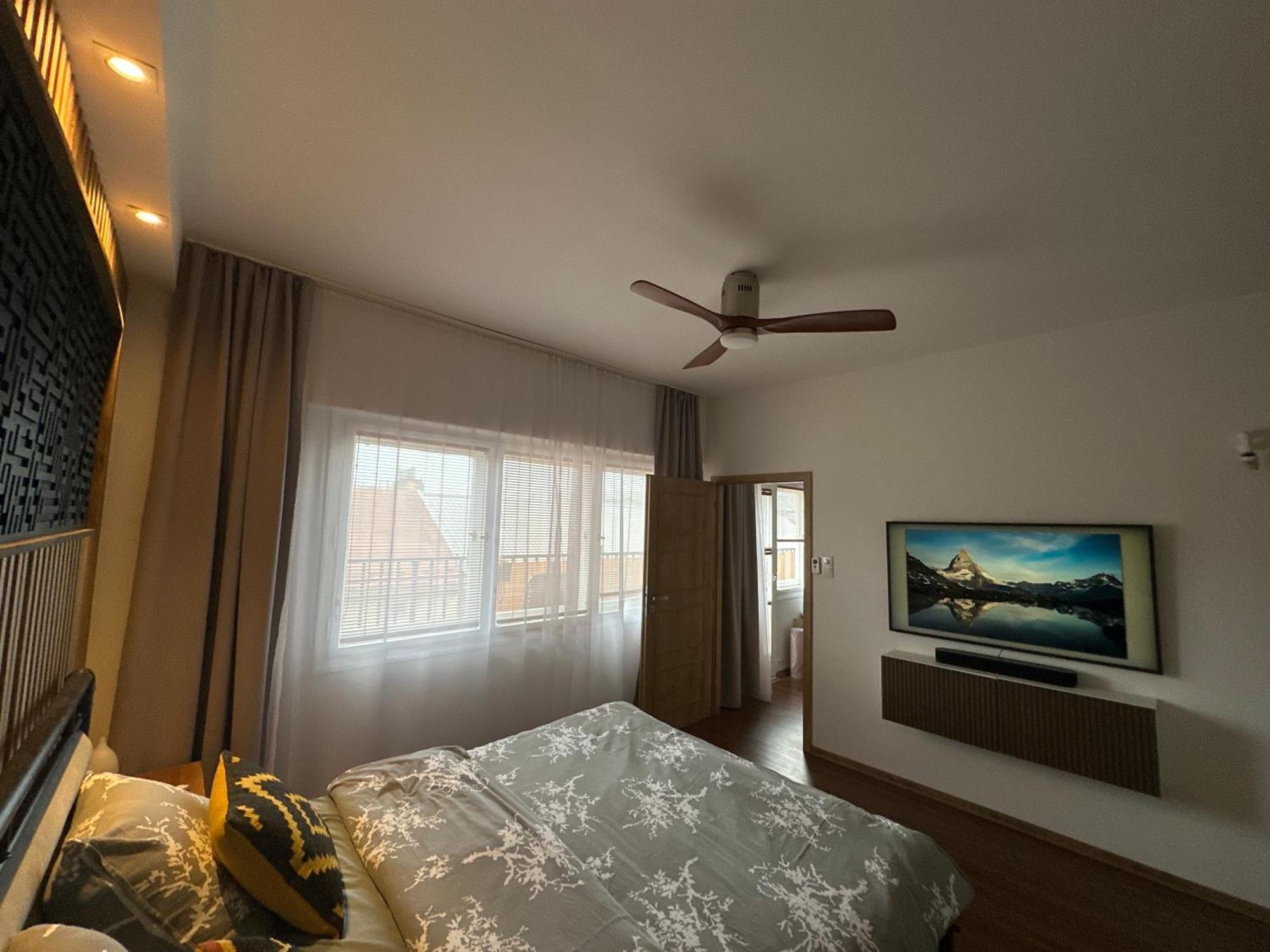 Andel Apartment With Terrace Prag Dış mekan fotoğraf